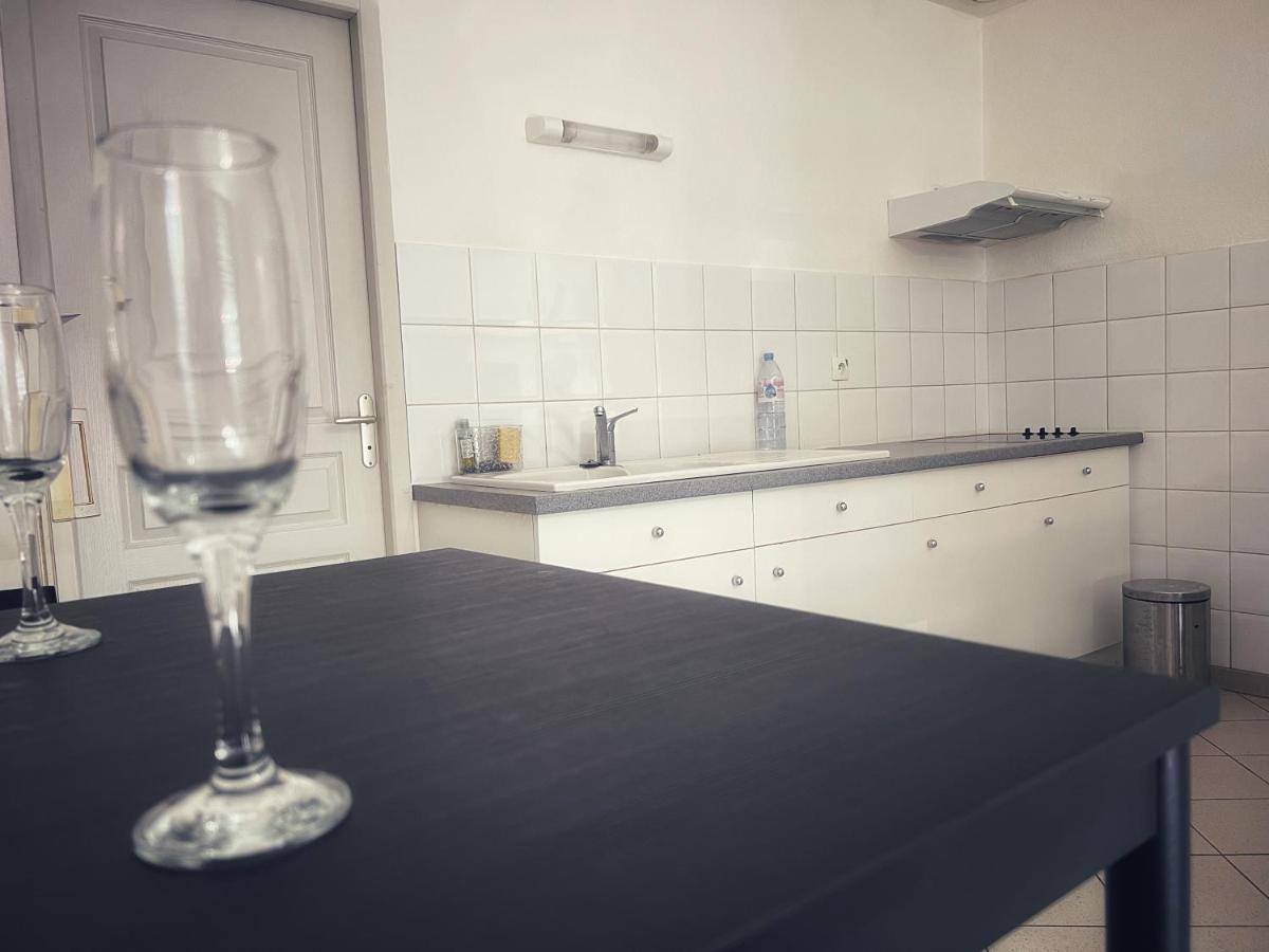 Superbe Studio Apartment Saint-André-de-Cubzac Екстериор снимка